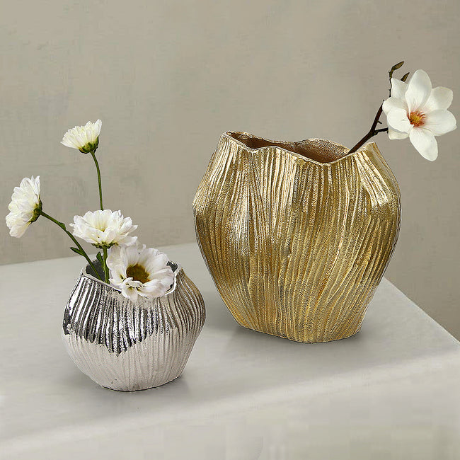 Metallic Edge Trim Flower Vase