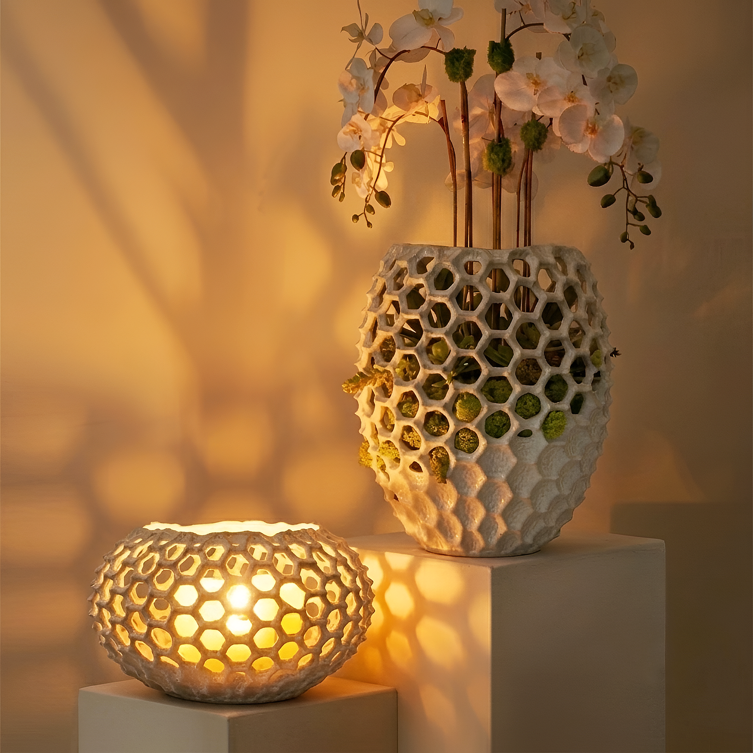 Lunaria Vase