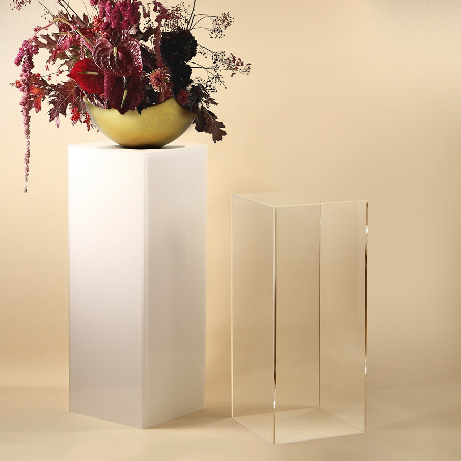 Showcase Acrylic Pedestal / Column