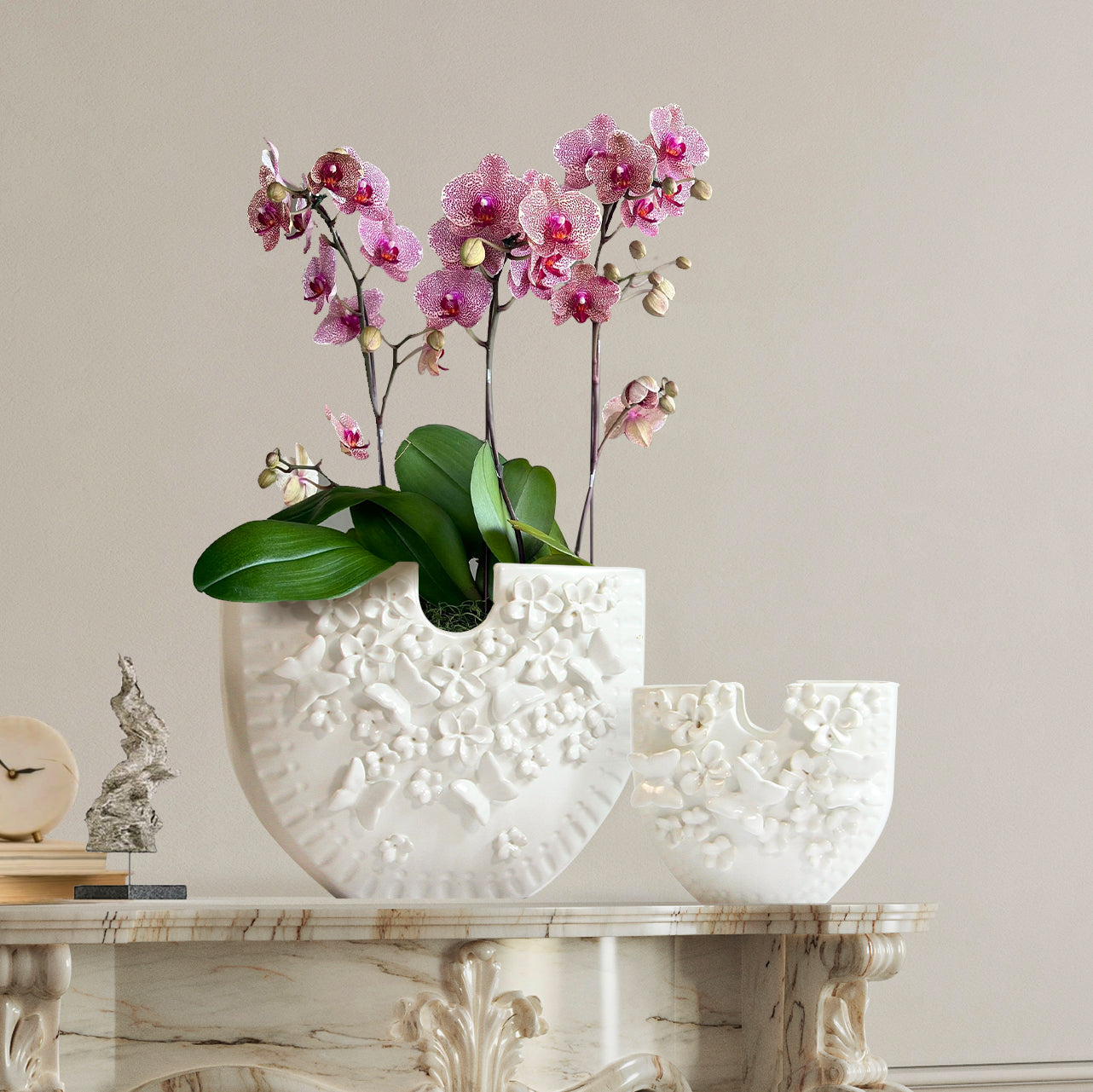 3D Hand-sculpted Ceramic Vase Vogue