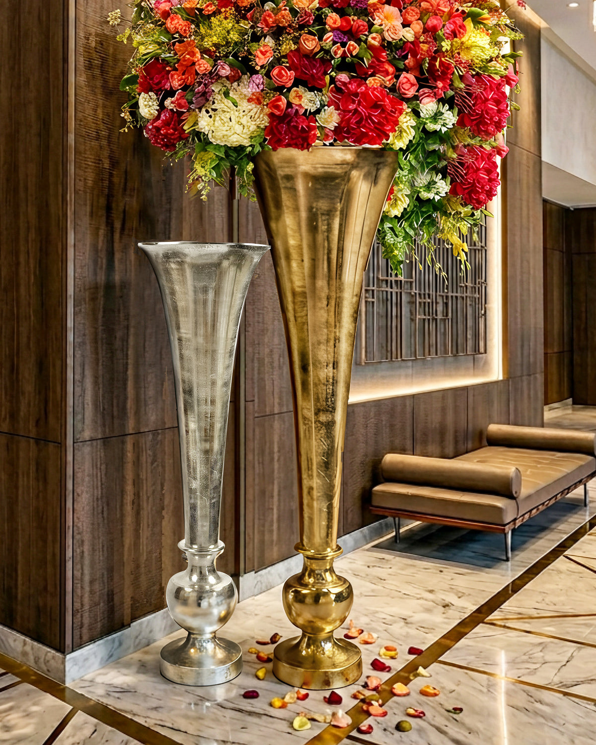 Magna Trumpet Vase