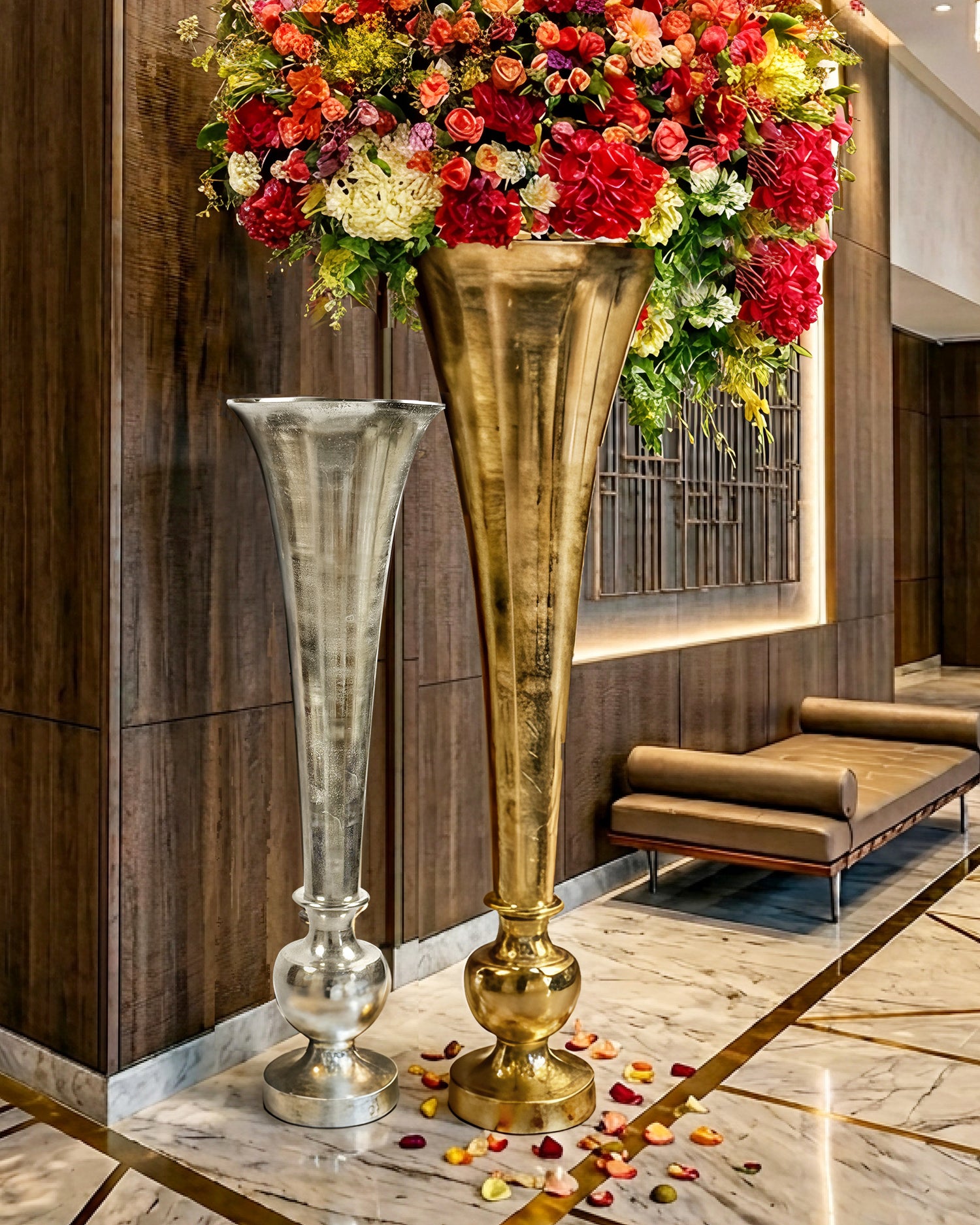 Magna Trumpet Vase