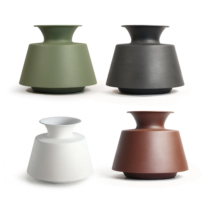 Linea Vessel Metal Vase