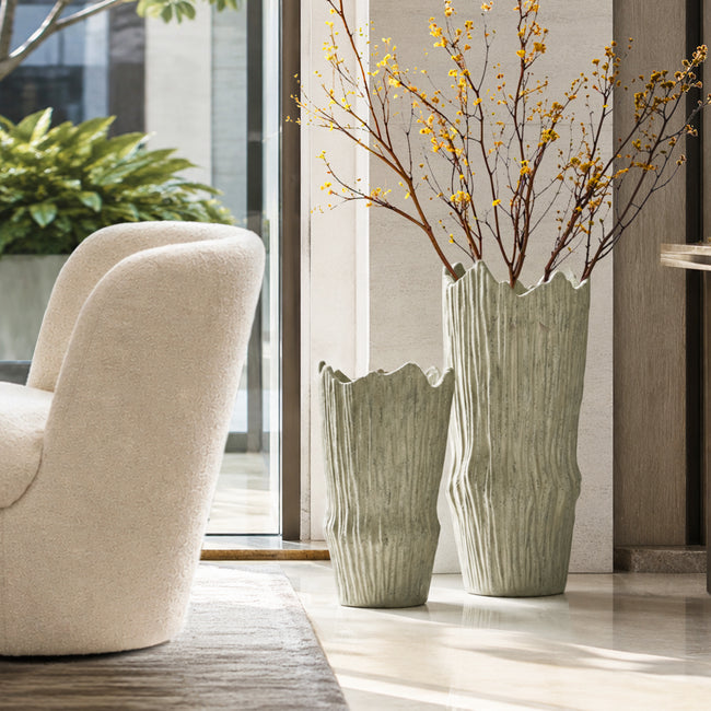 Coronet Vase