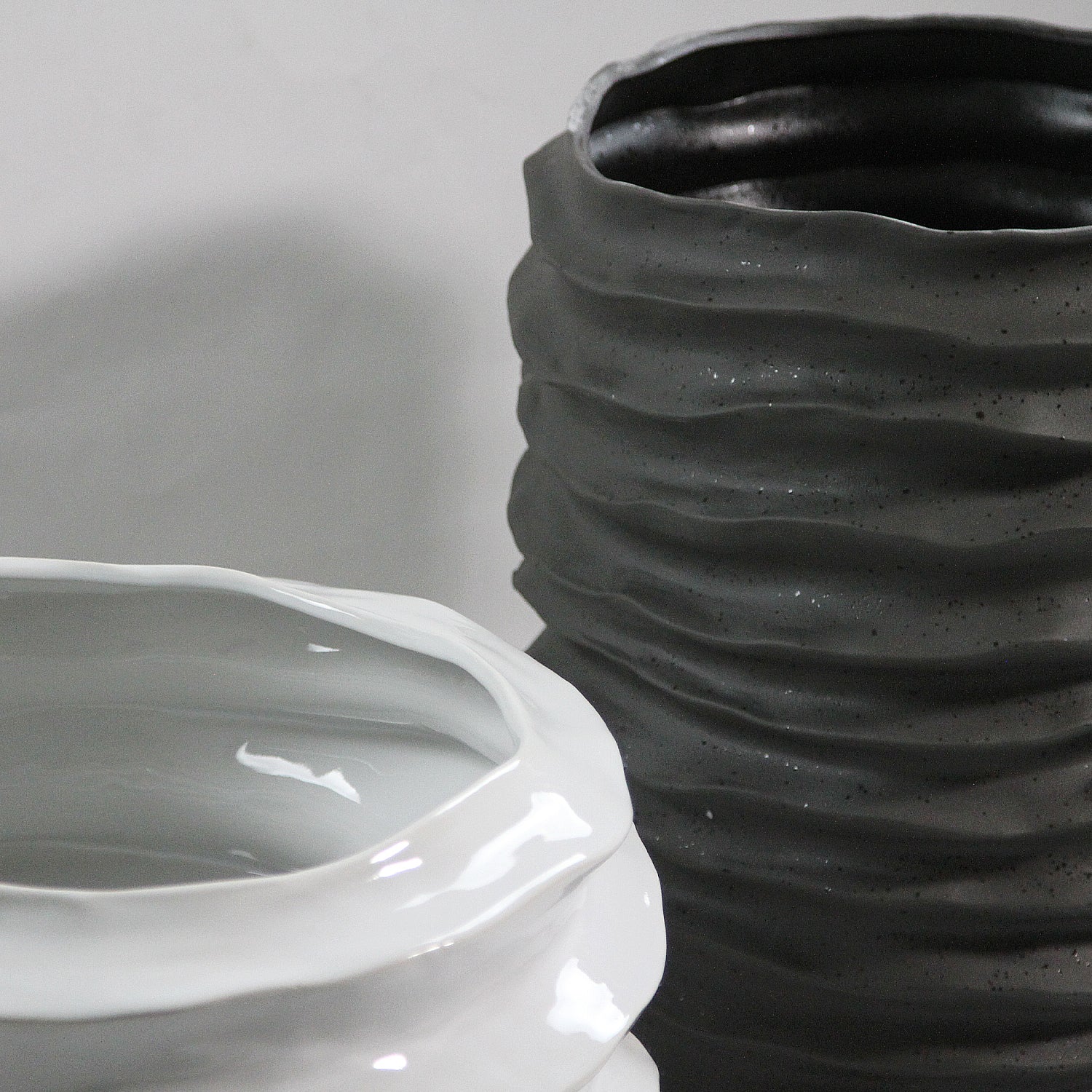 Wavy Disk Ceramic Planter | Galore Home: Luxury Home Decor, Elegant Home Furnishings, Stylish Home Accents & Contemporary Home Accessories