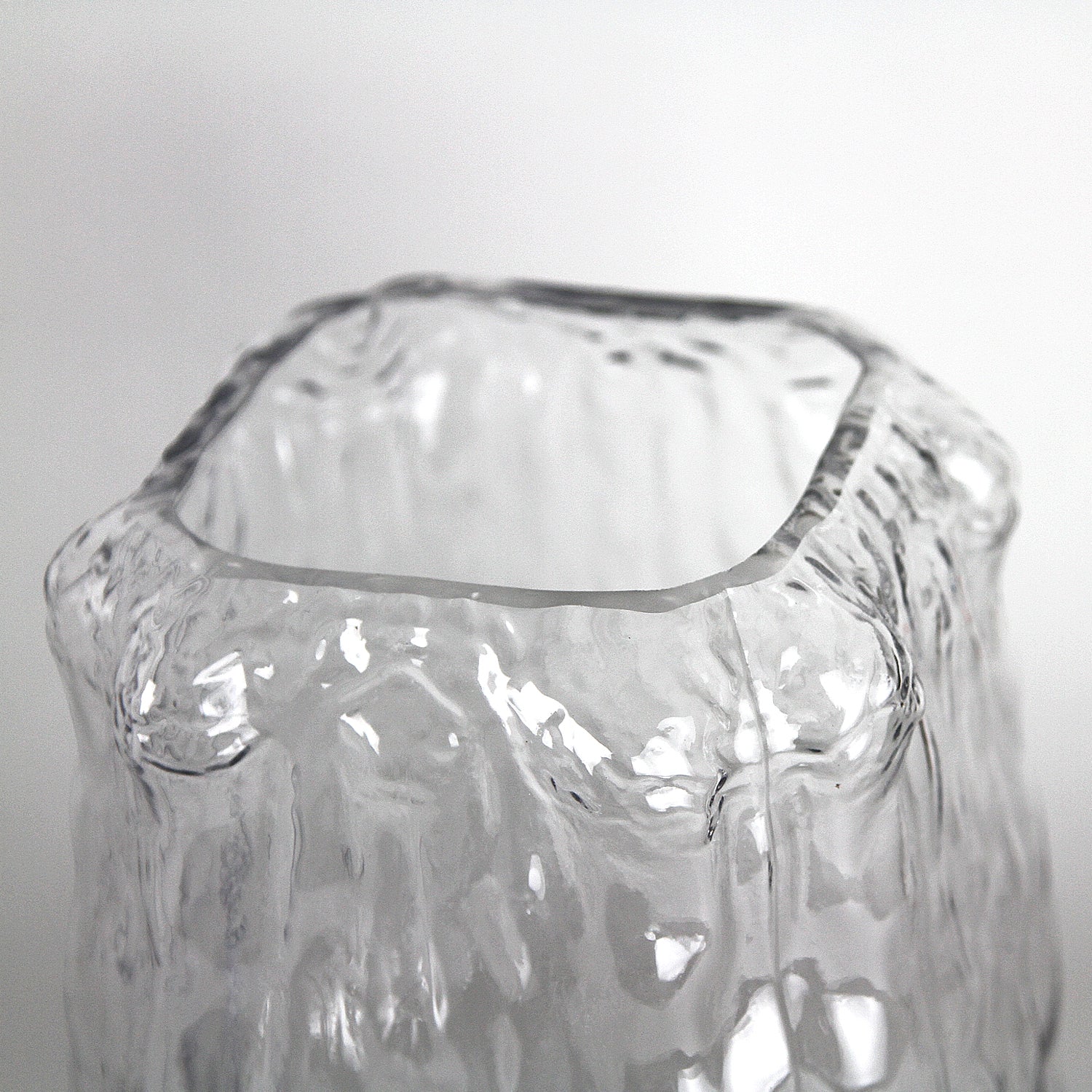 Abstract Glass Vase | Galore Home: Luxury Home Decor, Elegant Home Furnishings, Stylish Home Accents & Contemporary Home Accessories