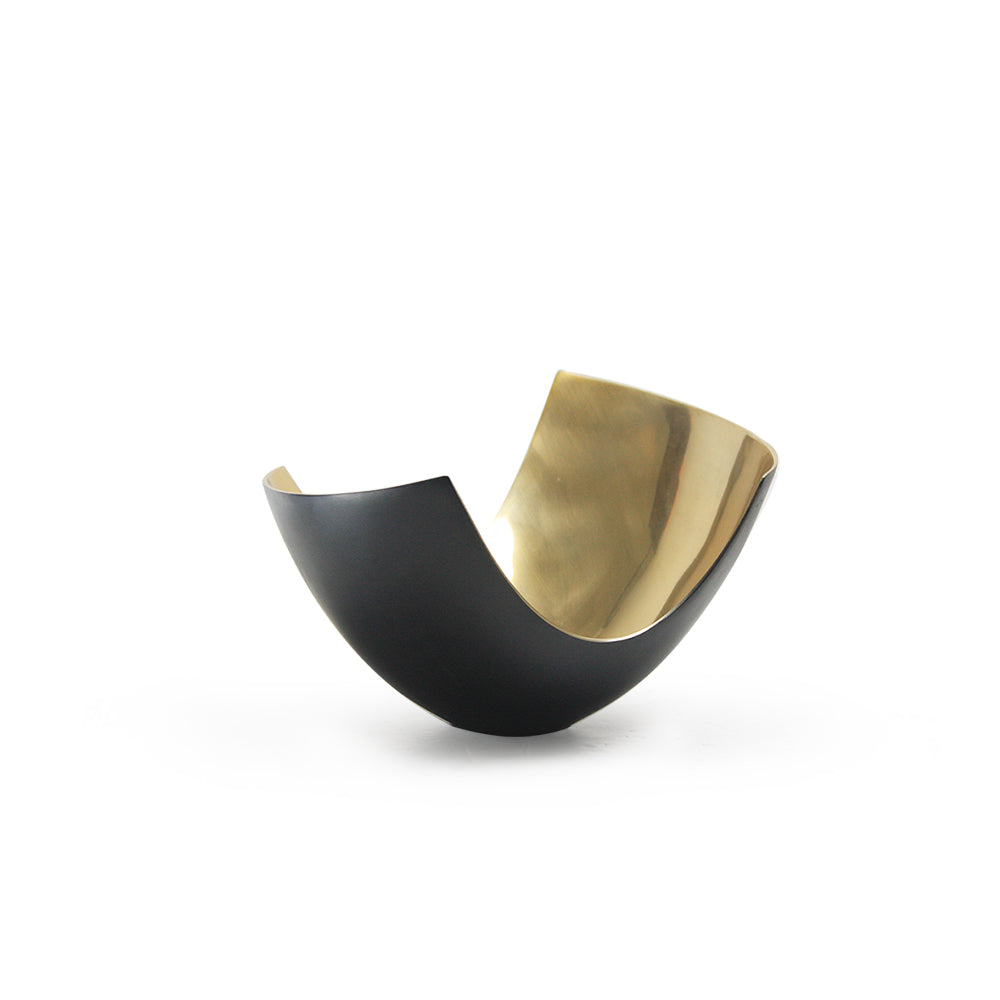 Metal Curve Vase | Galore Home: Luxury Home Decor, Elegant Home Furnishings, Stylish Home Accents & Contemporary Home Accessories
